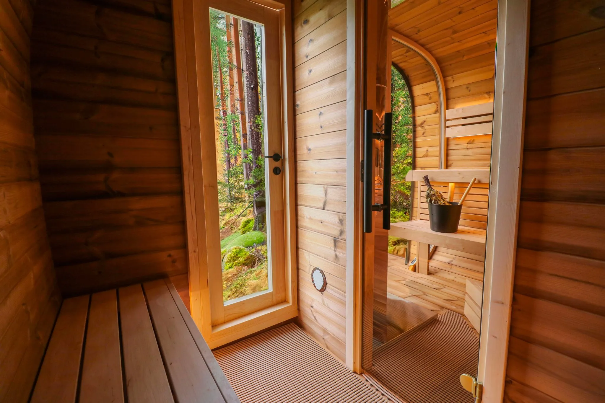 sauna extérieur round cube double